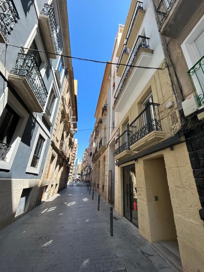 Apartamentos Bh Suites Alicante Exteriör bild